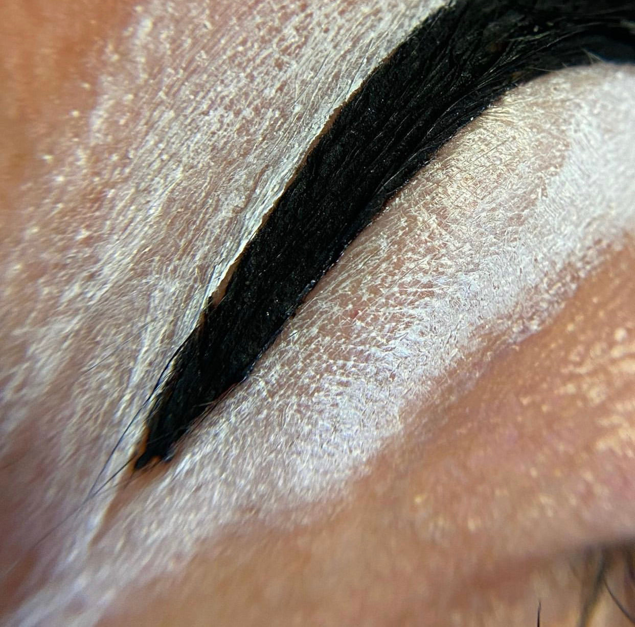 Brow Mapping with Paste